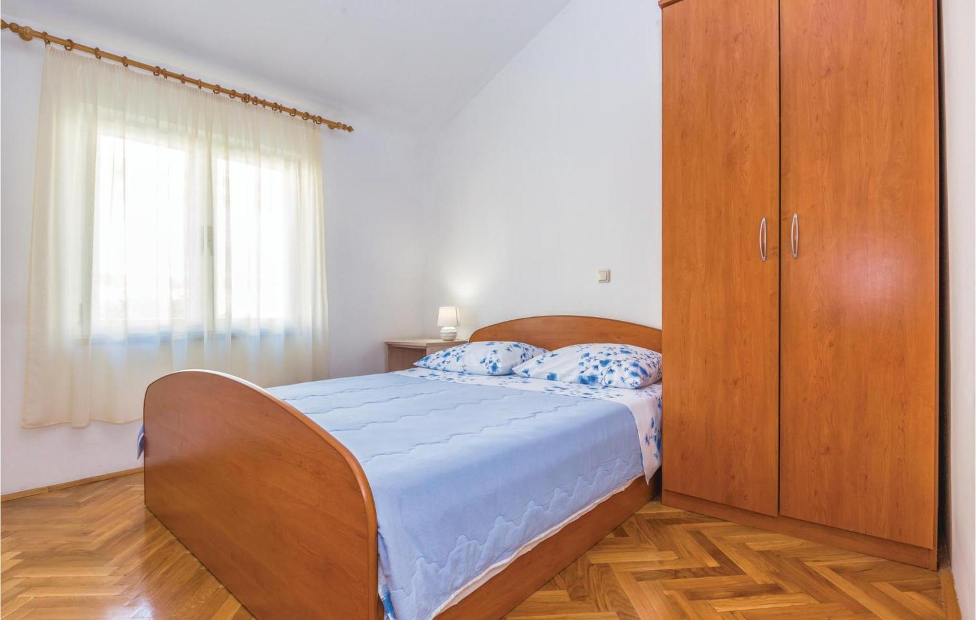 3 Bedroom Amazing Apartment In Makarska Zewnętrze zdjęcie
